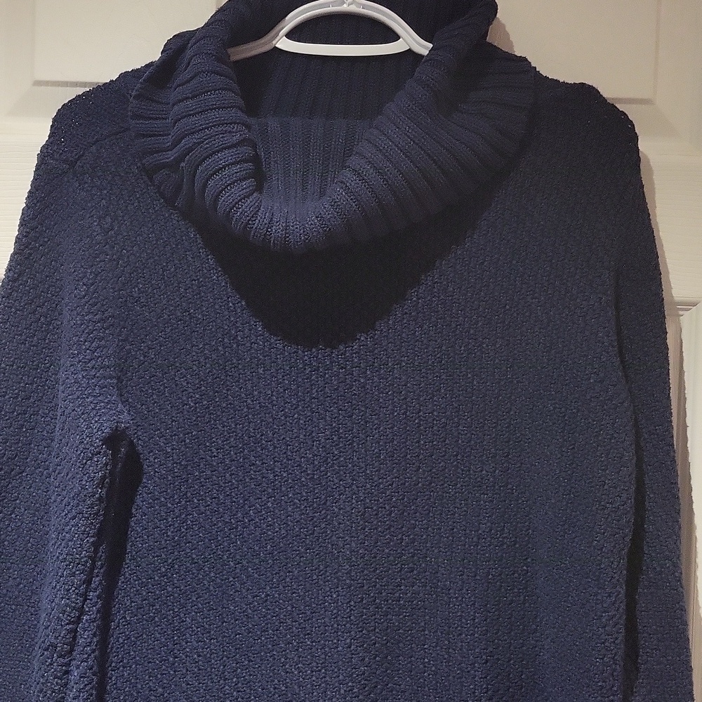 Knit sweater